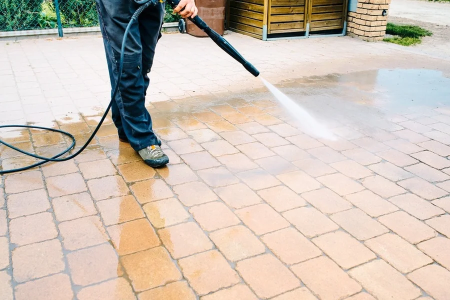 Driveway Pressure Washing Tips For Homeowners in Chula Vista, CA